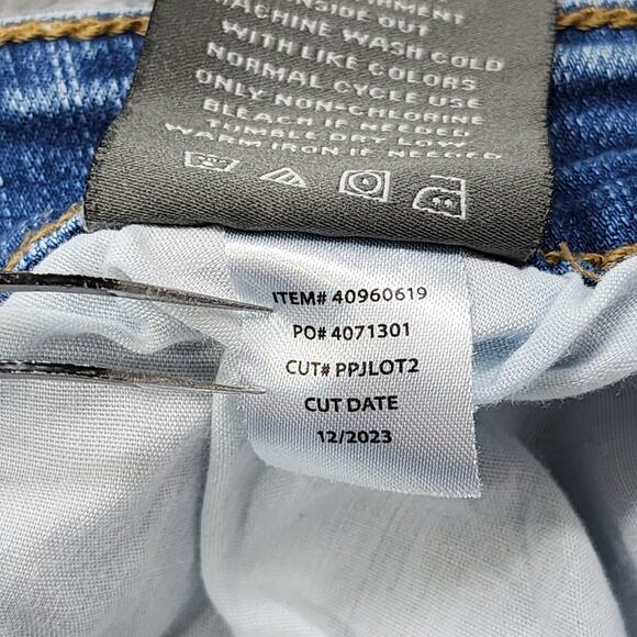 Torrid Skirt Womens 14 Blue Stretch Denim A-Line Midi Front Slit Raw Hem Casual - Picture 10 of 11